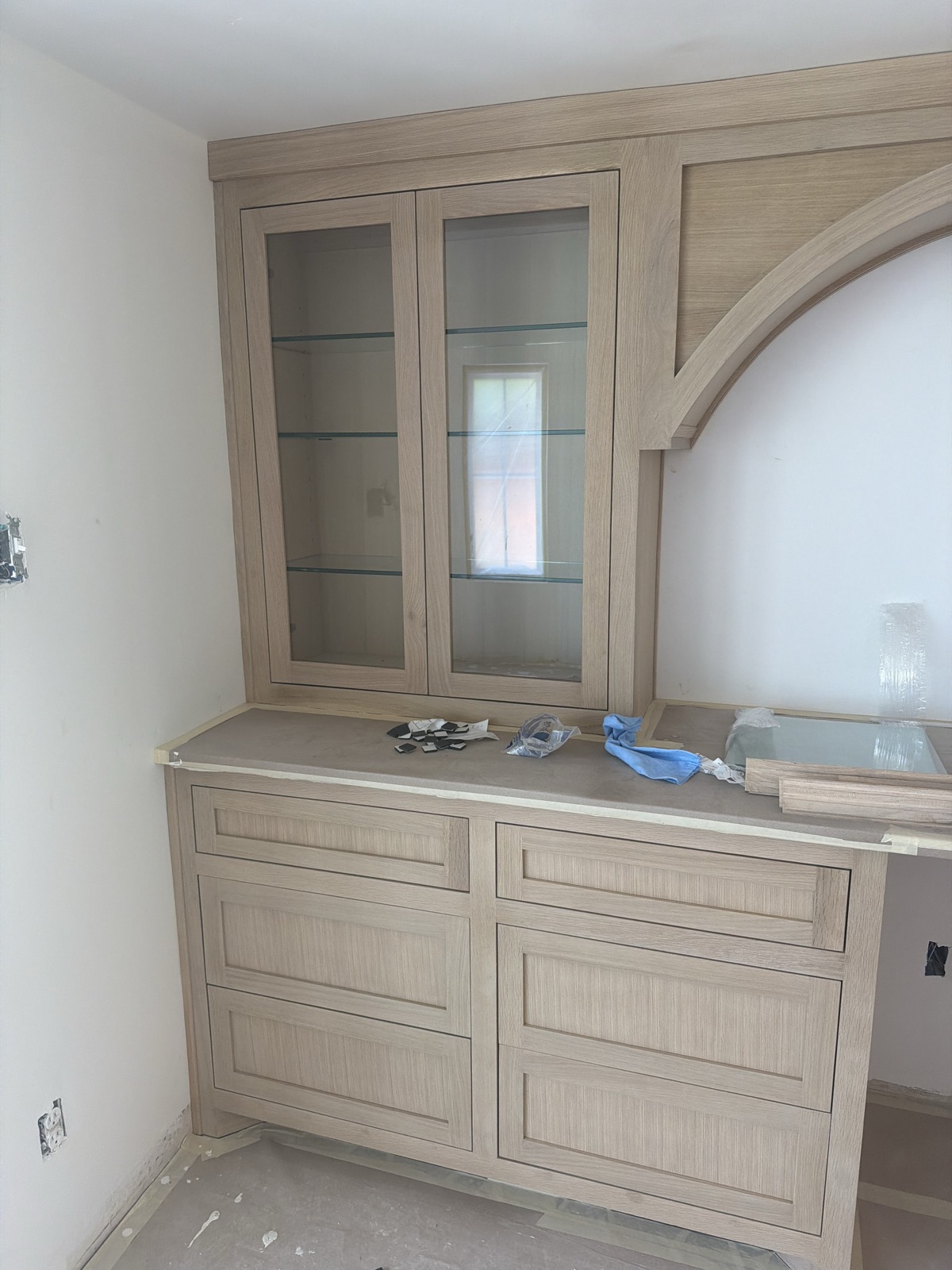 Custom Glass Work, Luna Glass and Mirror