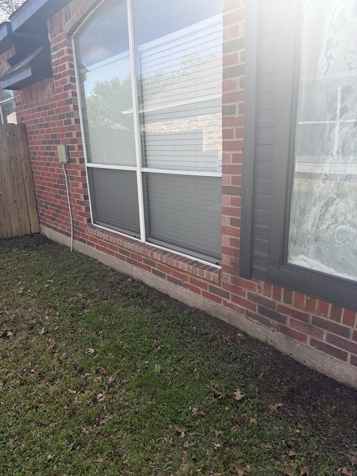 Window Repair & Replacement Luna Glass and Mirror